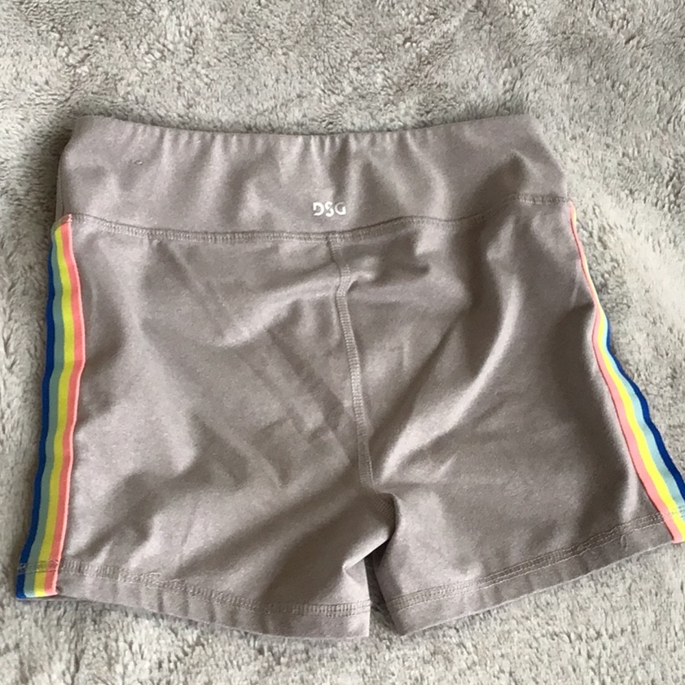 🎀 Shorts - Picture 5 of 5